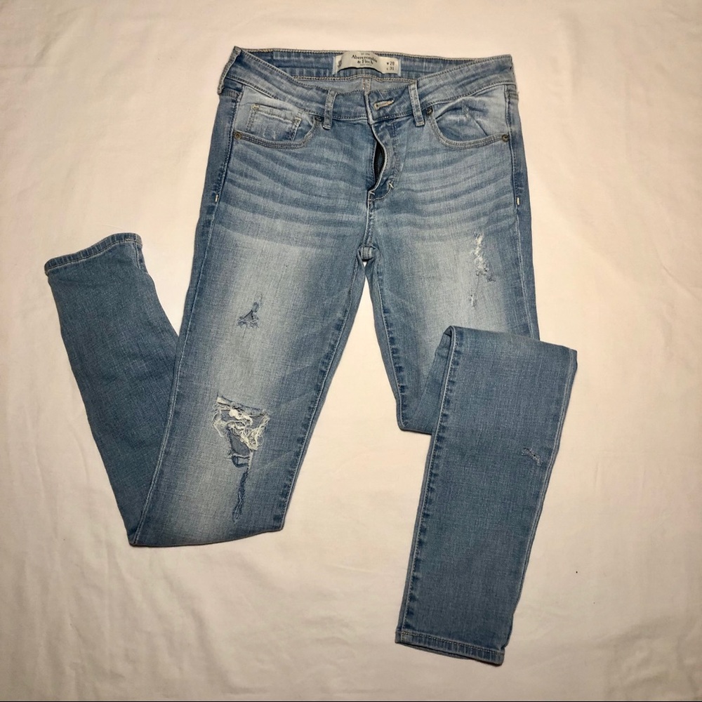 Abercrombie & Fitch skinny ripped jeans.